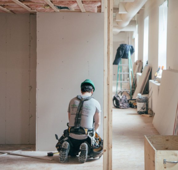 Travaux de rénovation commerciale en cours